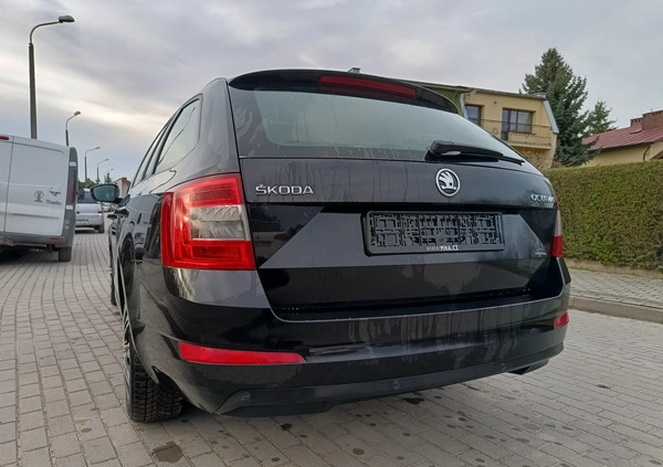 Skoda Octavia cena 26900 przebieg: 130000, rok produkcji 2015 z Nysa małe 379